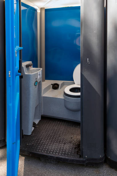 Best Luxury portable toilet rental  in Iuka, MS